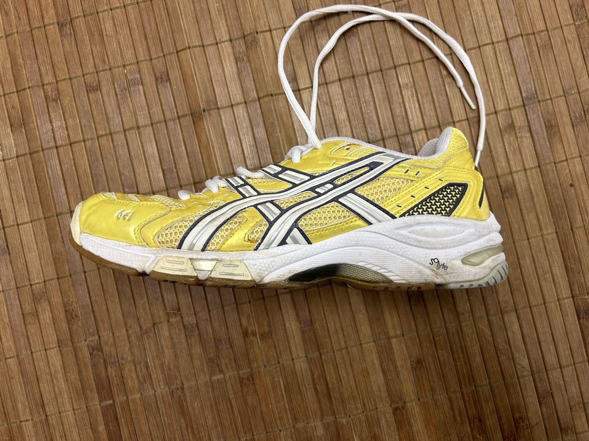 Scarpe da donna: Asics Turnschuhe Gr. 40.5 – Usato da Wohlen b. Bern venduto da Beppe99 1