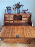 Secrétaire ancien en bois de noyer massif, vintage