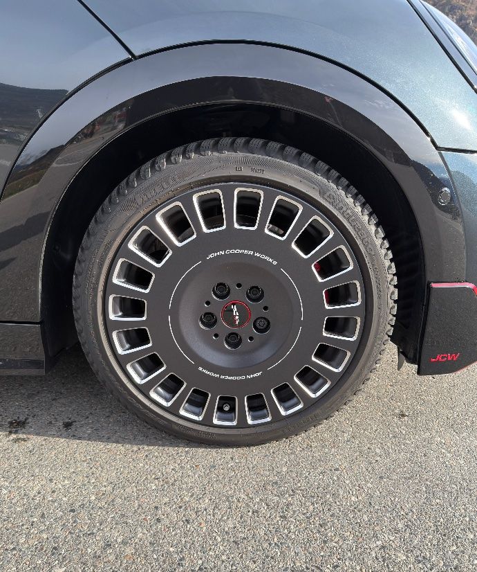 Mini Automobili: Leasing 402.60 - MINI JCW 50 YEARS EDITION – Usato da Giubiasco venduto da mat_n8k5 9