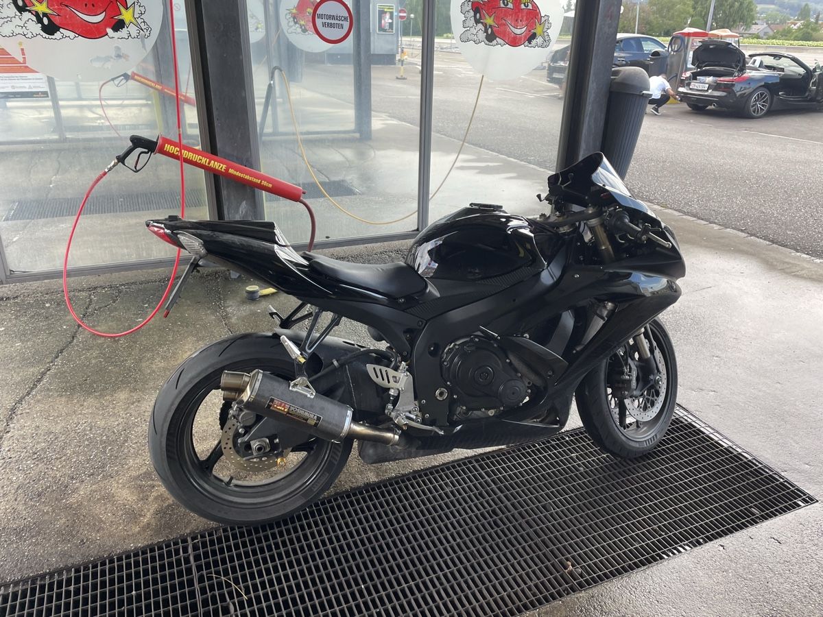 Suzuki Strada: Suzuki GSX-R 600 – Usato da Zürich venduto da ken_g9wp 1