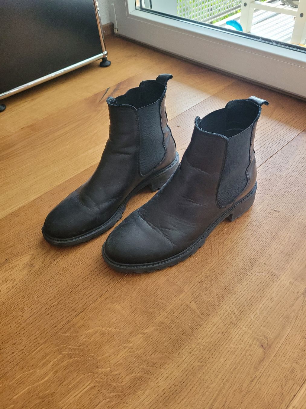 Dosenbach Scarpe da donna: Stiefeletten schwarz (Grösse 41) – Usato da Luzern venduto da Drsnoeggels 1