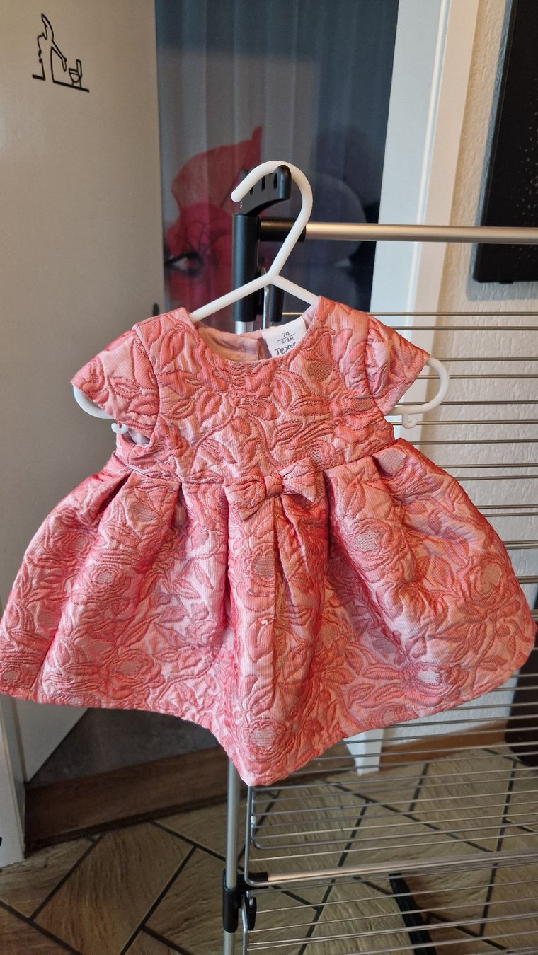 Vestiti & Gonne: Mädchenkleid – Usato da Etziken venduto da langa