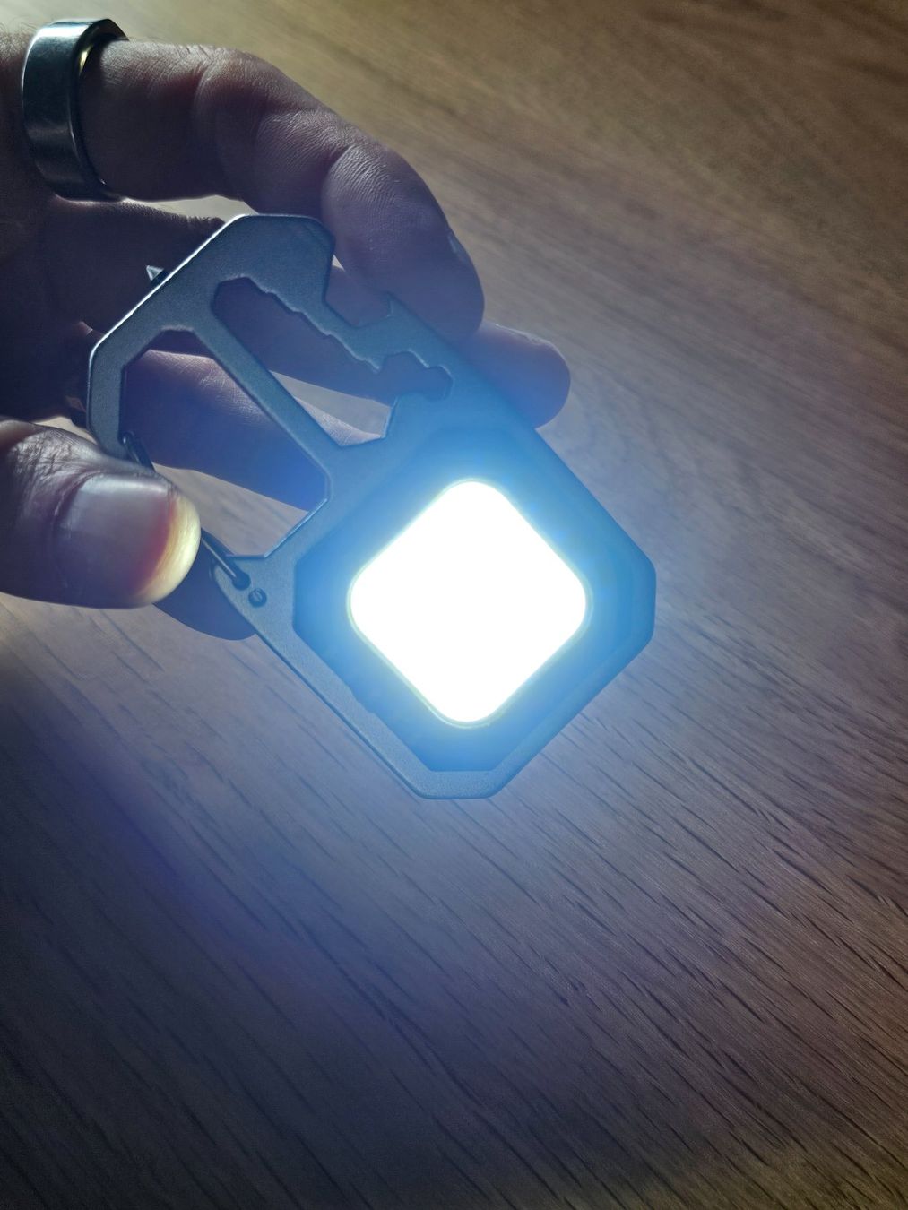 Lampade: Multifunktionswerkzeug mit LED Lampe und Bits – Nuovo e nell'imballaggio originale da Frutigen venduto da Darksmash666 5