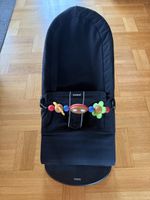 Babybjörn Wippe mit Spielzeug