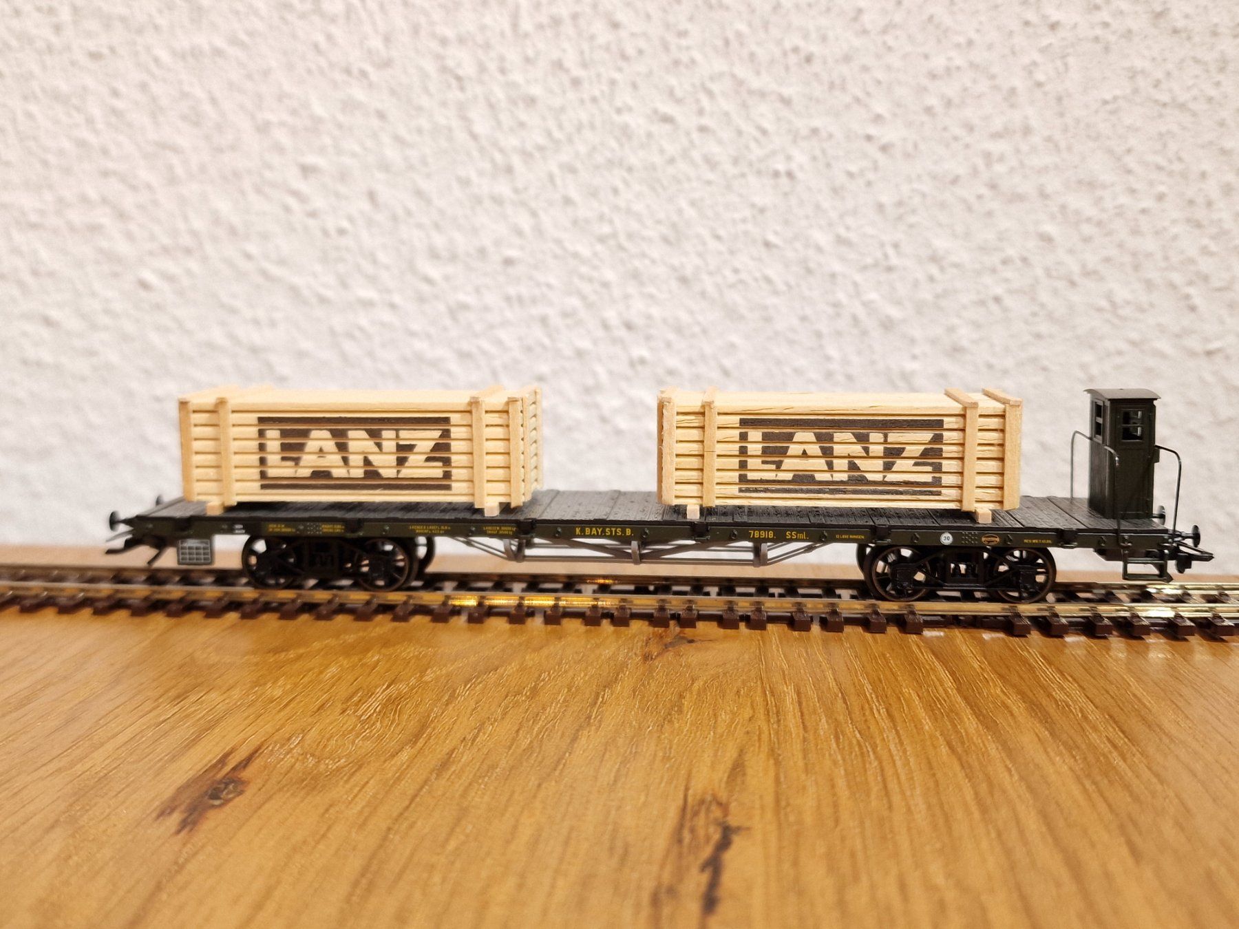 Märklin Trains électriques: Flachwagen mit Ladegut H0 – D'occasion à Matten b. Interlaken par lor_hr9w 1