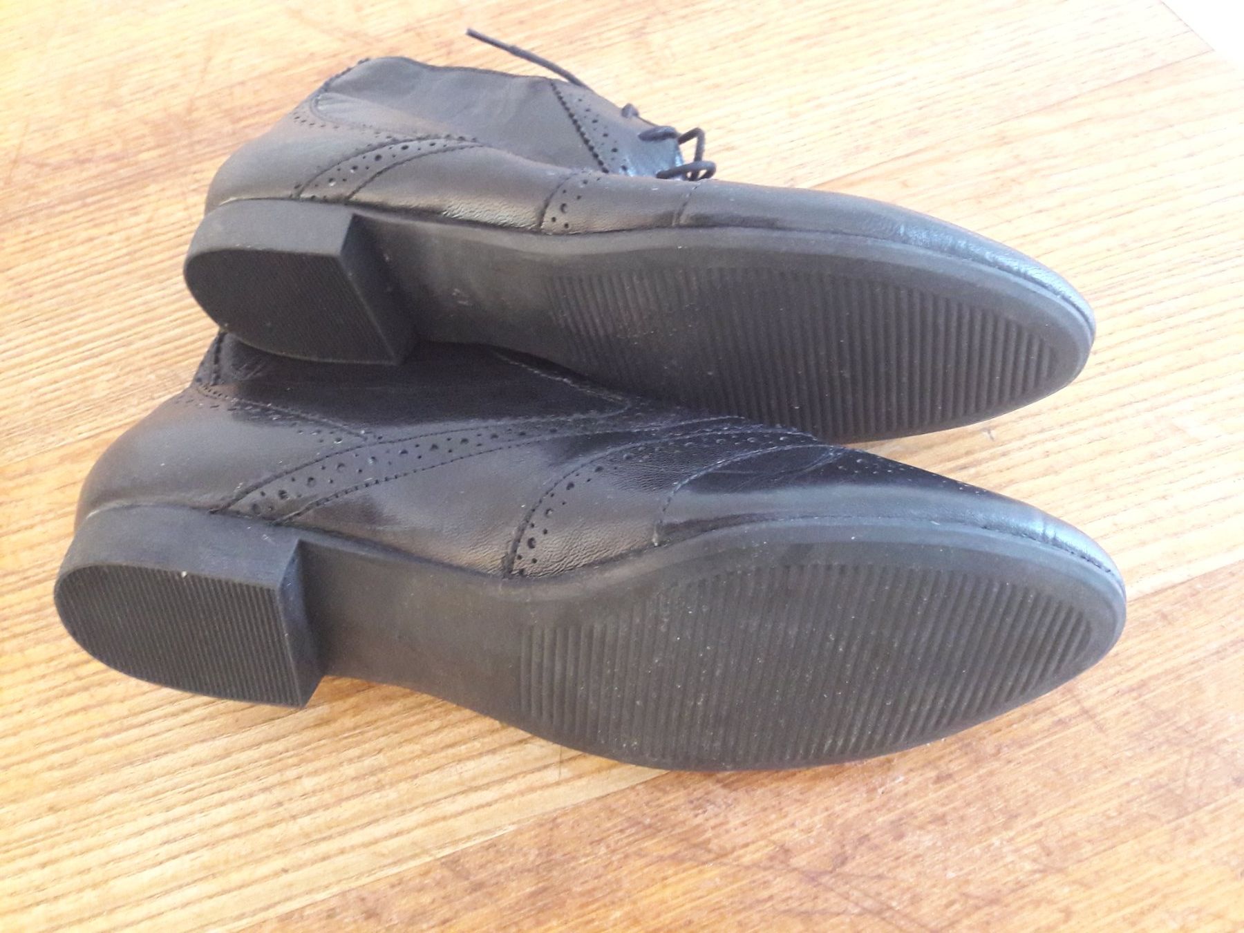 Scarpe da donna: Schuhe - Schnürschuhe - Leder - Schwarz - 41 – Usato da Luzern venduto da miocarobabbonetoscan 6