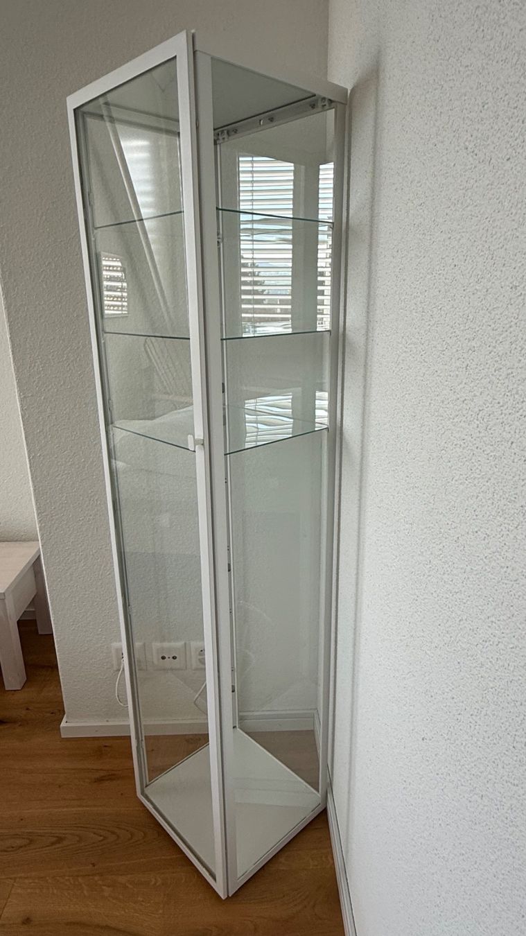 Ikea Vetrine: Vitrine IKEA – Usato da Stäfa venduto da dondolo10 3