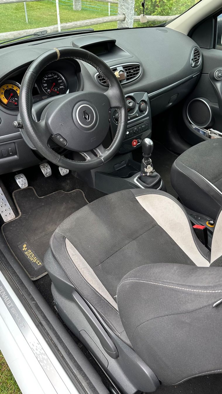 Renault Automobili: Renault Clio Sport 2.0 16V – Usato da Davos Platz venduto da Banani89 3