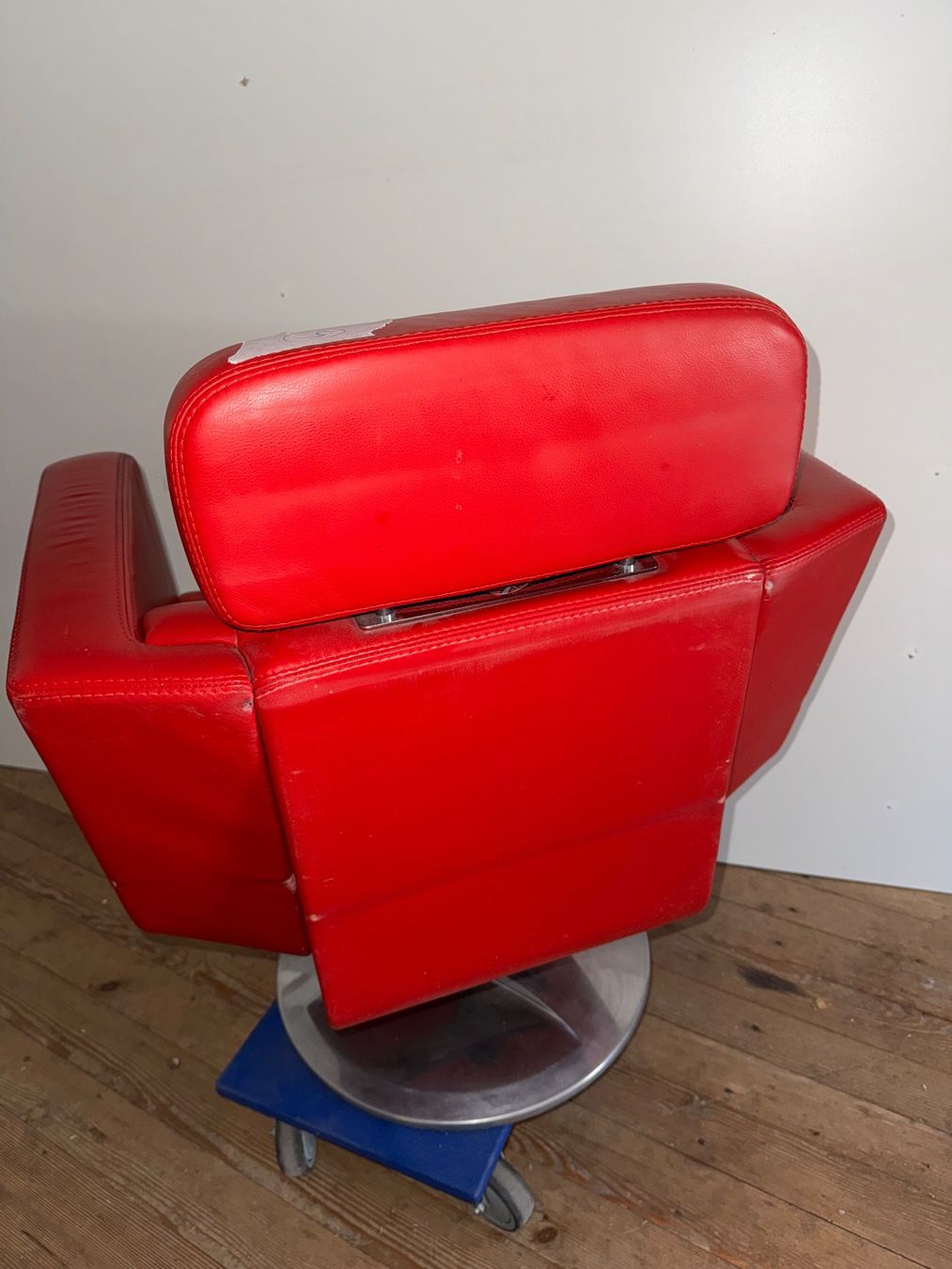 Giroflex Stühle: Stoll Giroflex 21 - 6091 Designed by Paolo Fancelli - Nr.5 – Defekt aus Aesch ZH von superpotato 3