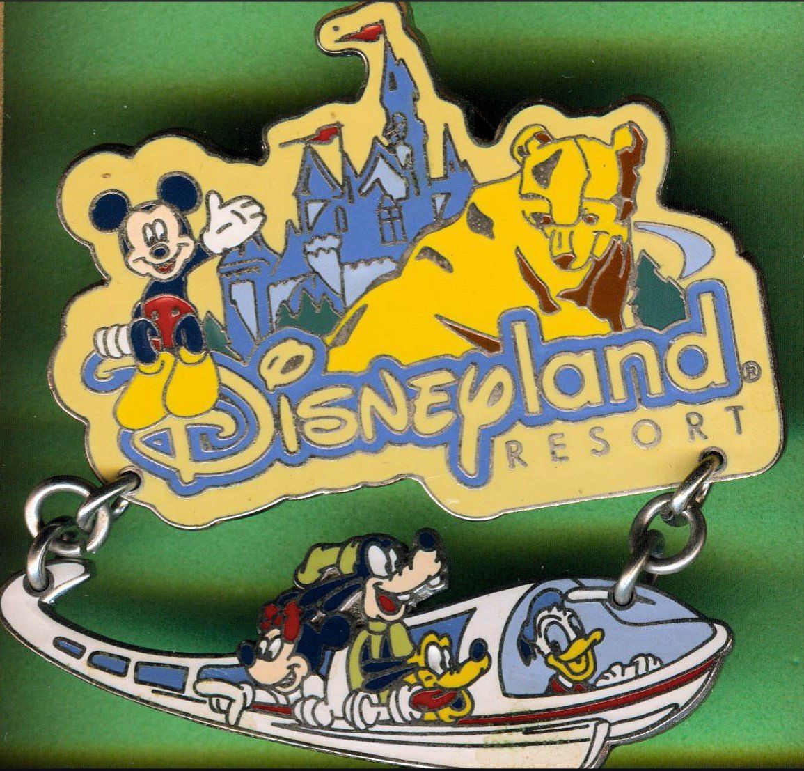 Plaketten & Abzeichen: Disney   Mickey & Freunde  Disneyland Resort – Gebraucht aus Winterthur von Sammleroase