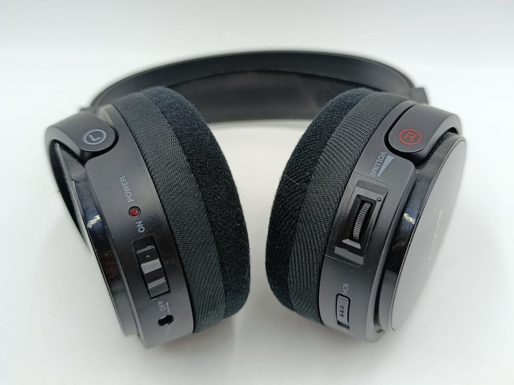 Sony Kopfhörer: Sony Wireless Kopfhörer (TMR-RF810R) – Gebraucht aus Wil SG von Donaldus 5