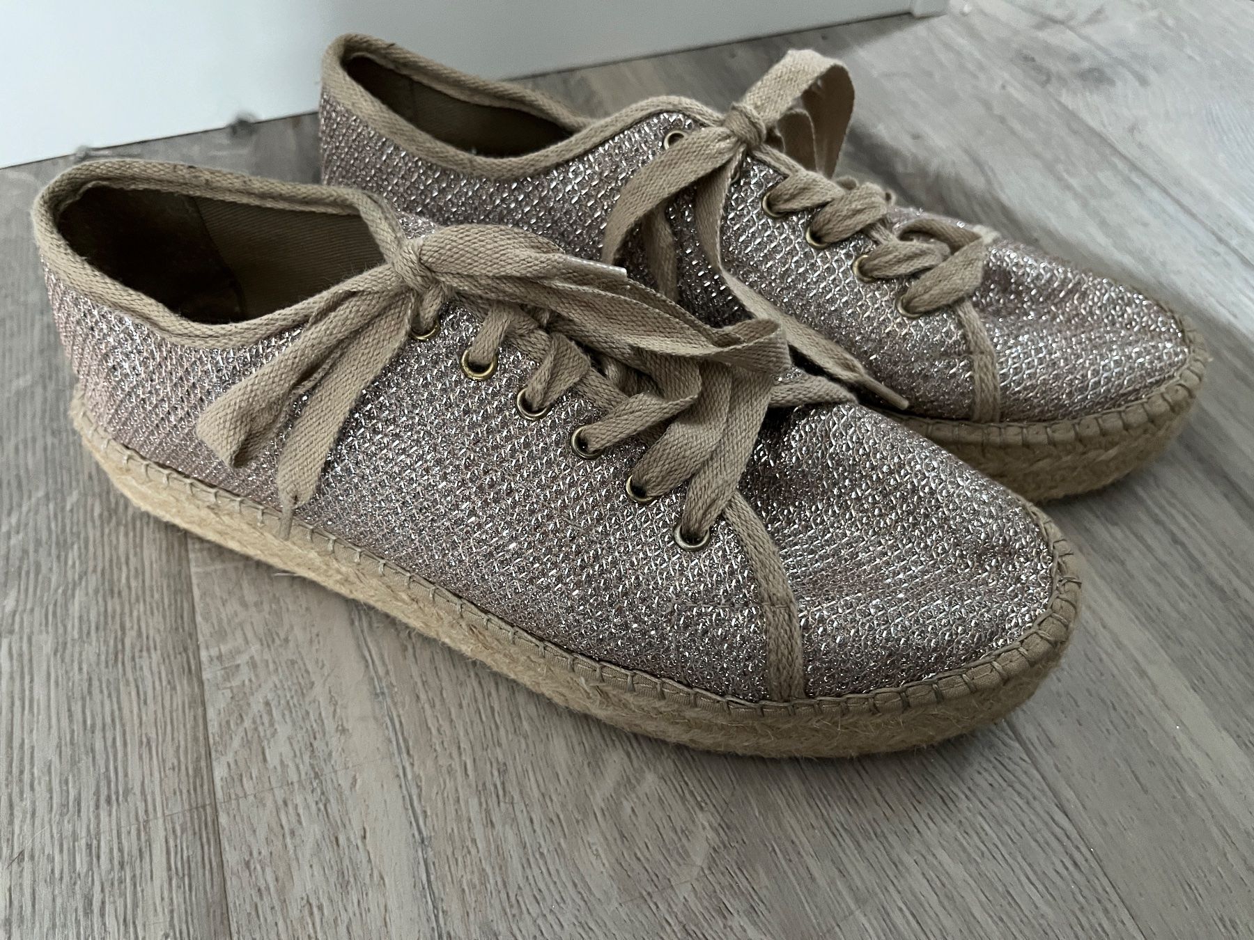 Scarpe da donna: Schuh mit Glitzer – Usato da Bülach venduto da Lele_00