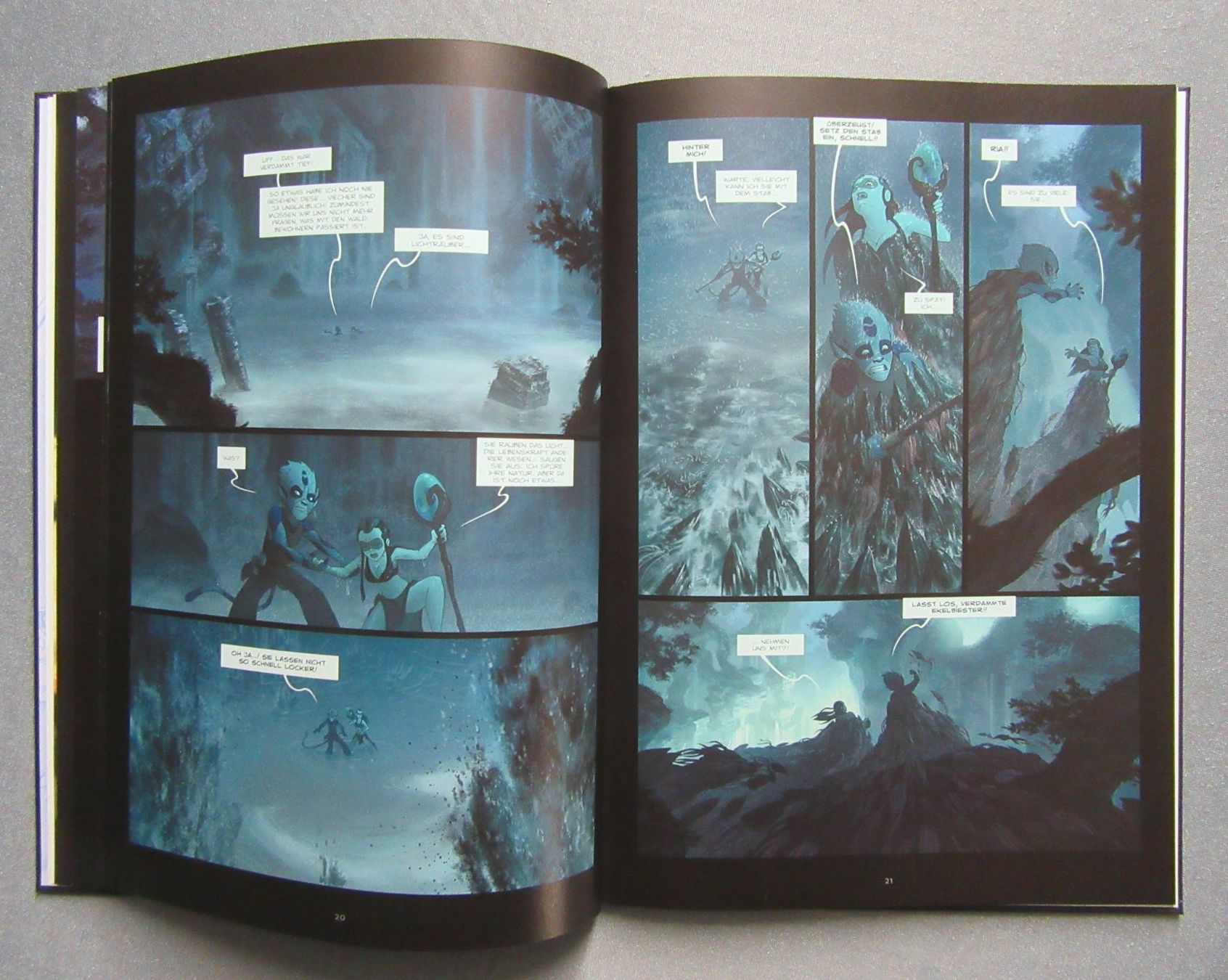 Fumetti: Ria - Lichtklan Chroniken - Buch 2 - Die Macht des Siegels – Usato da Auenstein venduto da Padabimbim 4