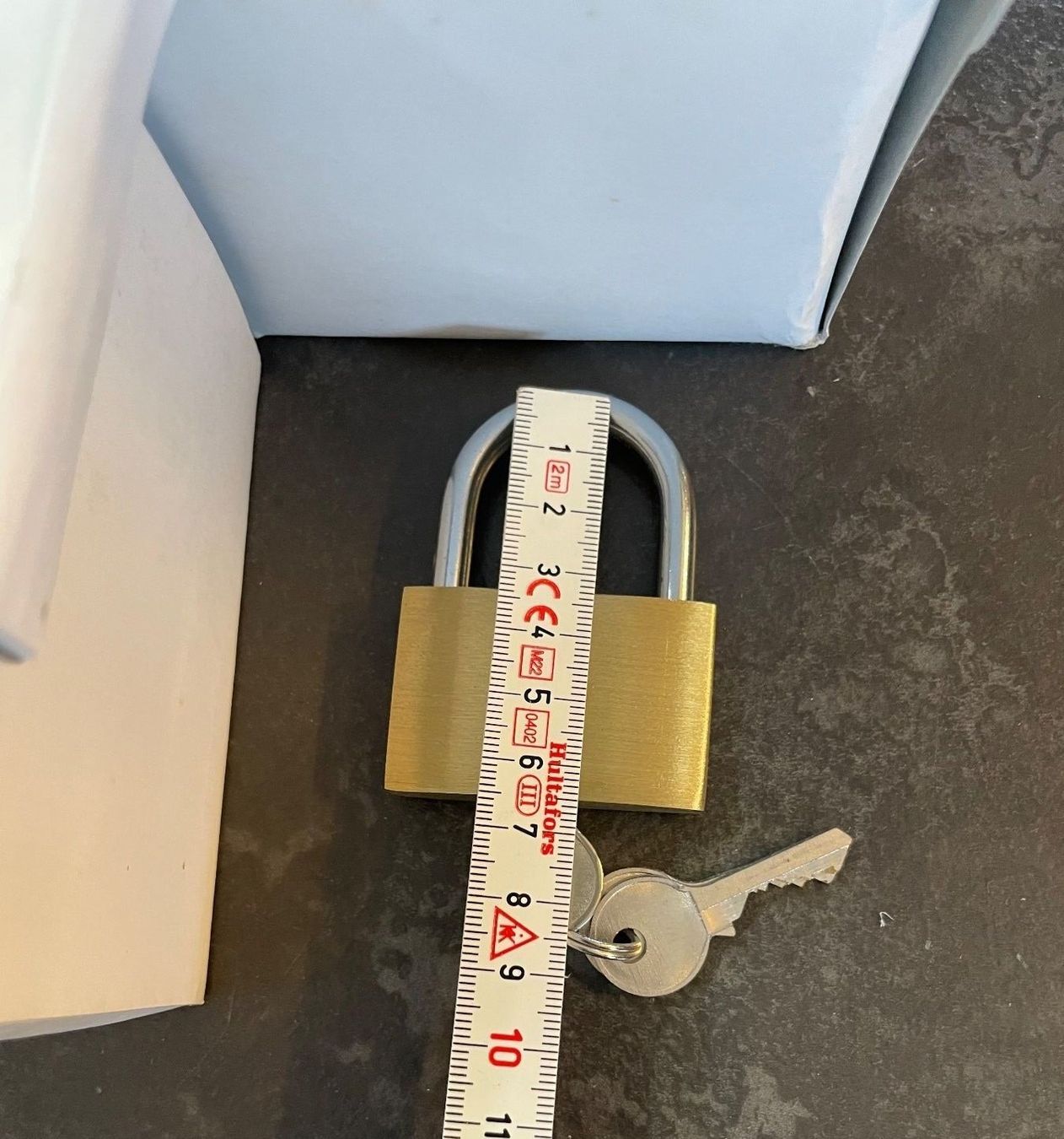 Lucchetti: 10 Stück Vorhängeschloss Grösse:70mm x 50mm – Nuovo e nell'imballaggio originale da Kehrsatz venduto da CIVOMILES 1