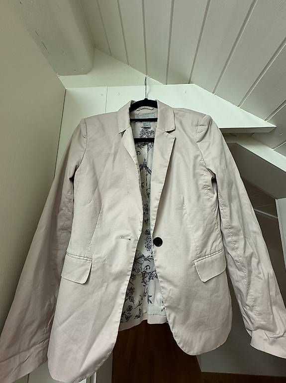 Jacken: Blazer H&M rosa – Gebraucht aus Winterthur von julia.hofer