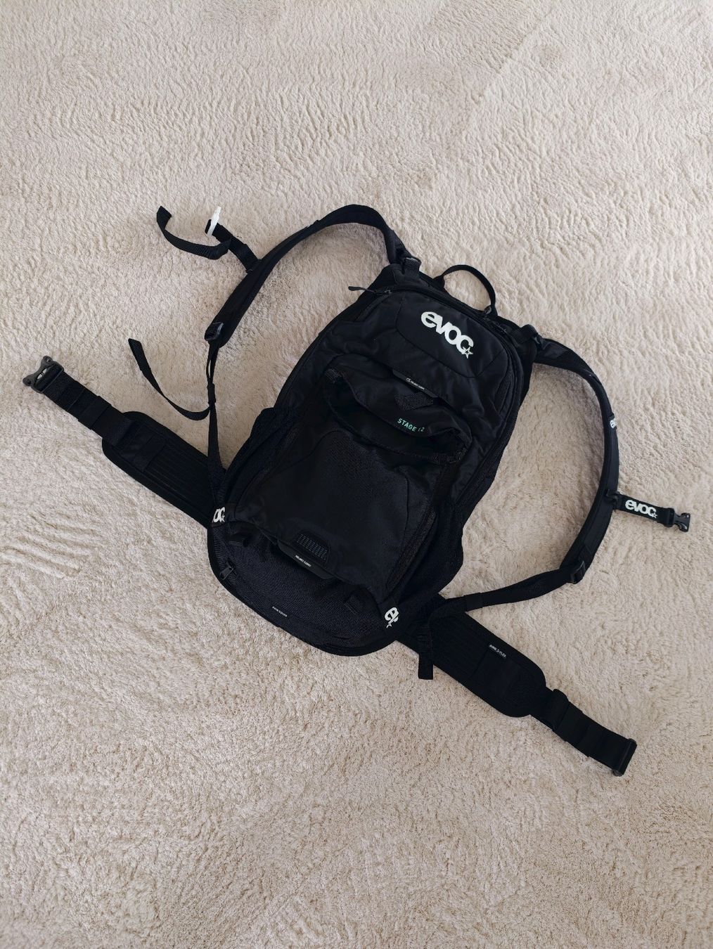 Evoc Zaini: EVOC Stage 12 Rucksack, Neuzustand – Nuovo (secondo la descrizione) da Weinfelden venduto da DTotheZ
