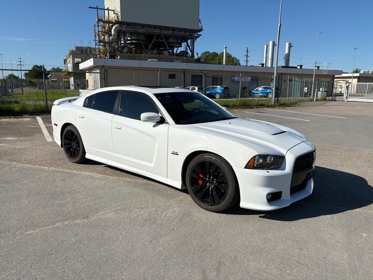 Dodge Automobili: Dodge Charger SRT8 – Difettoso da Wolhusen venduto da SilvanK.
