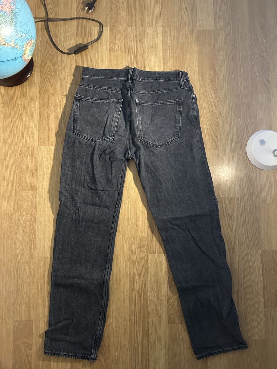 Jeans: Schwarze Jeans Relaxed Fit – Gebraucht aus Reinach BL von the_9lwh 2