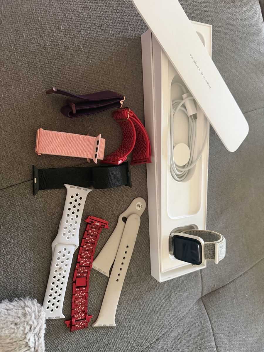 Apple Smartwatch: Apple iWatch SE 2nd Generation 40mm – Gebraucht aus Wetzikon ZH von Chrisii1991