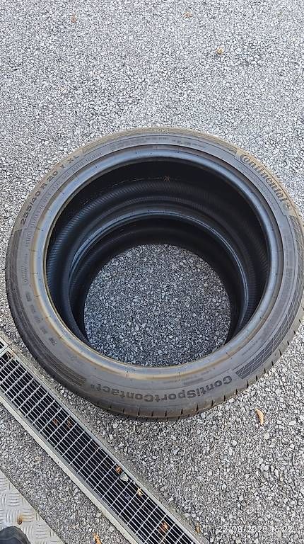 Altro in Scrittura & Disegno: 255-40-20 gomme Continental  – Usato da Taverne venduto da mar_v68c 1