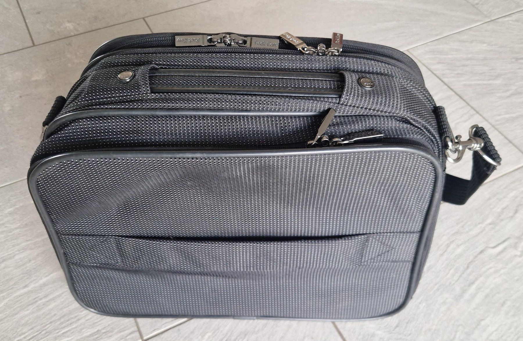 Valises de voyage: Beauty Case der Firma Pack Easy – D'occasion à Neuenkirch par grisuleon1 1