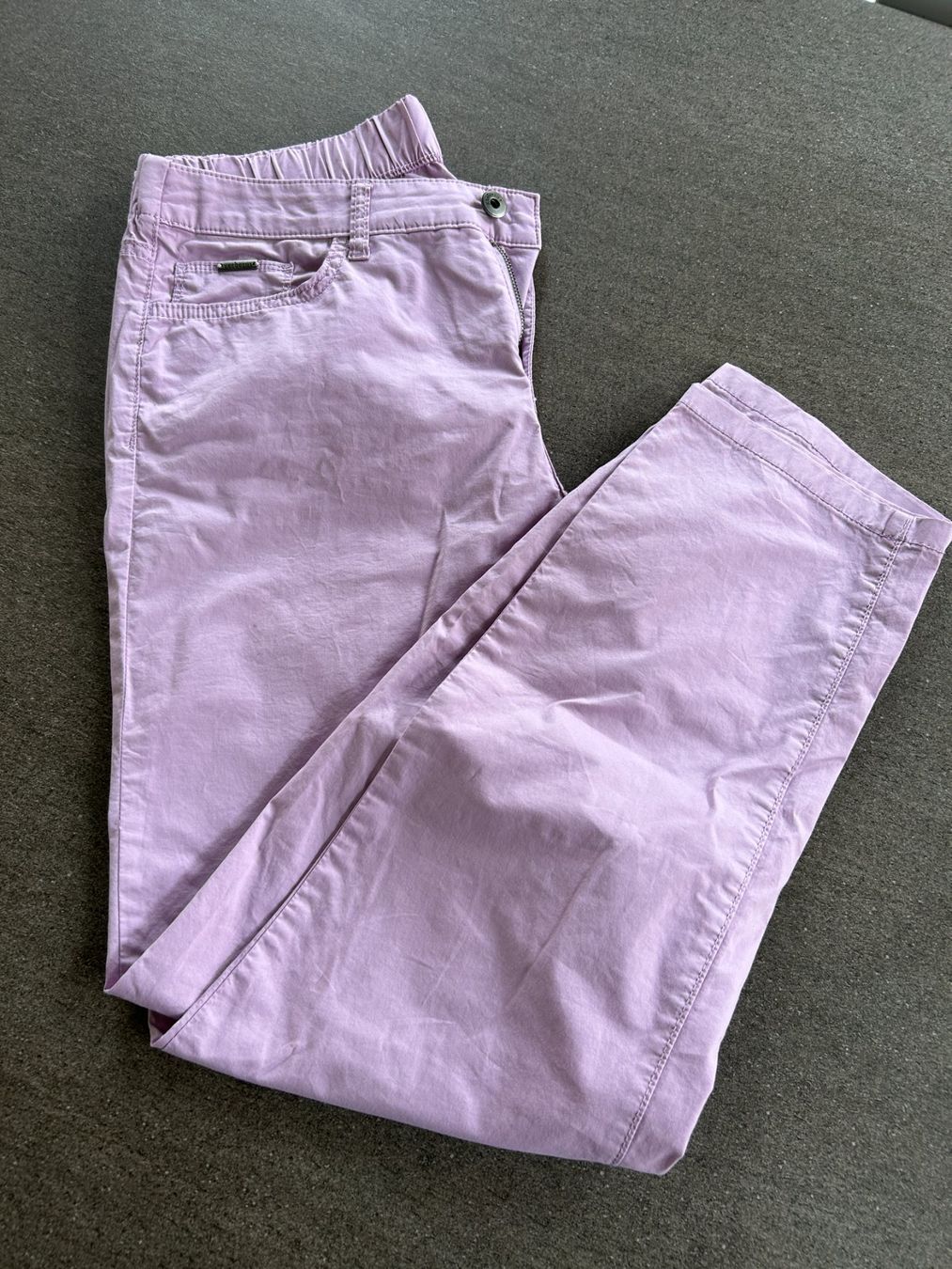 Jeans: Leichte Jeans, flieder, elastischer Bund, neu – Gebraucht aus Ettingen von sagada81 2