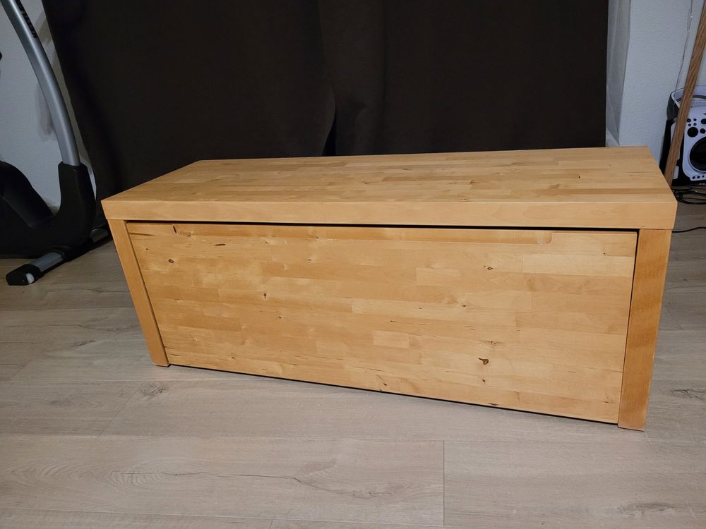 Holztruhe mit Rollen von IKEA Acheter sur Ricardo