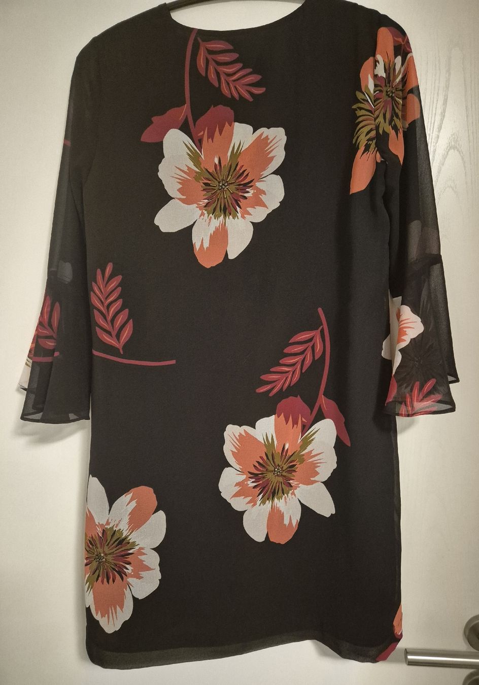 Vestiti: robe maison 1.2.3. taille 38 – Usato da Sion venduto da nat_xz7y 1
