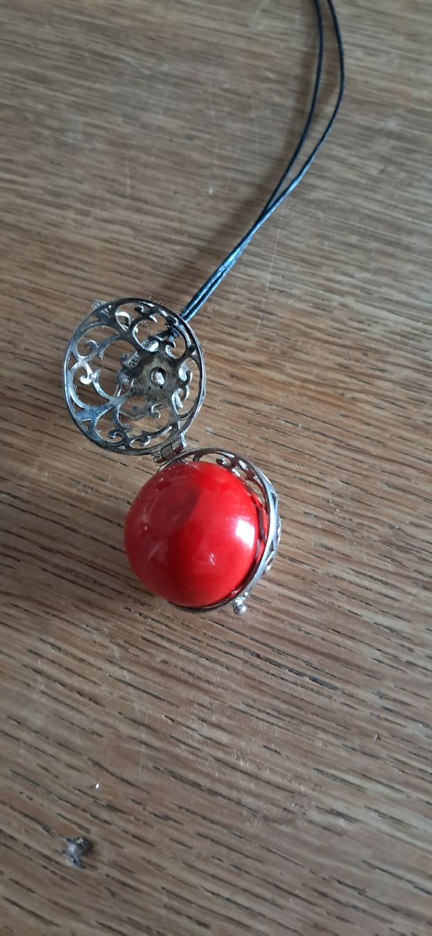 Pendentifs: Engelsrufer – D'occasion à Nidau par Darkpooh 1