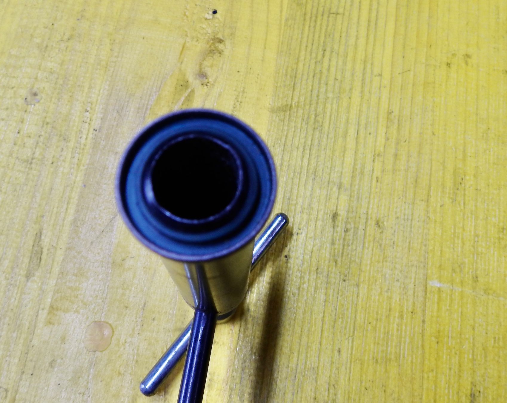 Alle Werkzeuge: Arrache Simmering pour vélomoteur – Gebraucht aus Confignon von  3