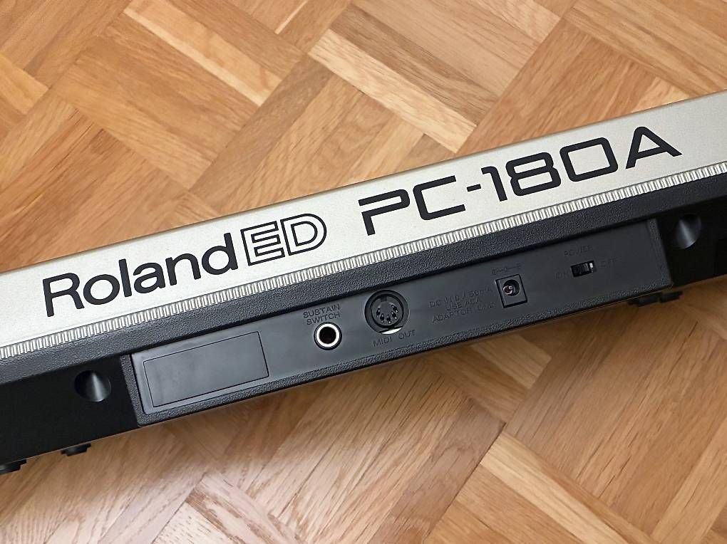 Roland Strumenti musicali: Roland PC-180A Midi Keyboard – Usato da Birsfelden venduto da Symtek 1
