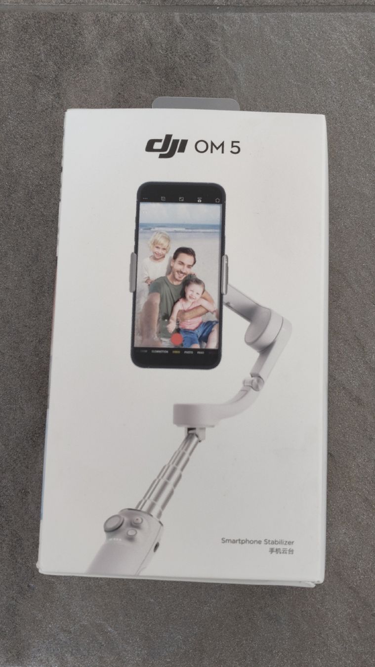 DJI Supporti a parete: DJI OM 5 – Usato da Bern venduto da Rexu
