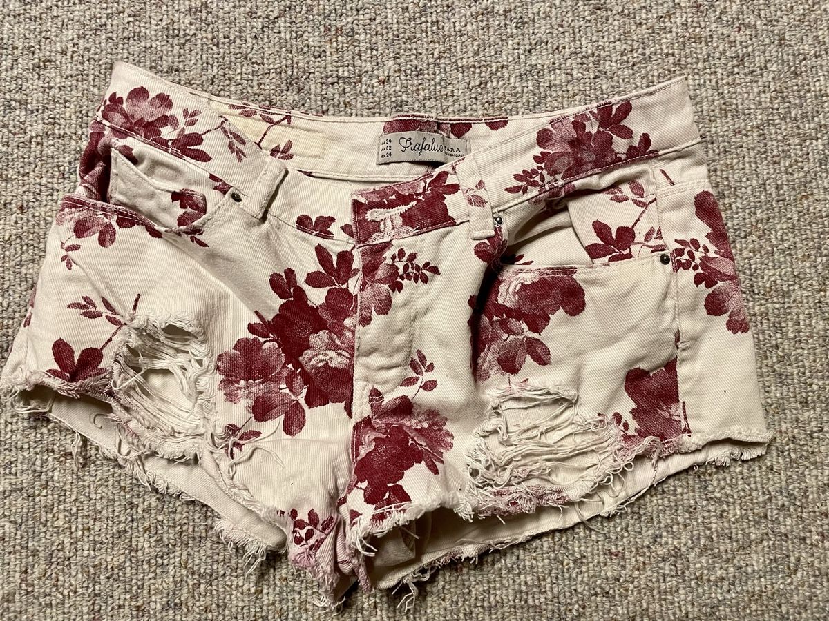 Zara Pantaloni: Summer vibes – Usato da Herisau venduto da Ciaoschein
