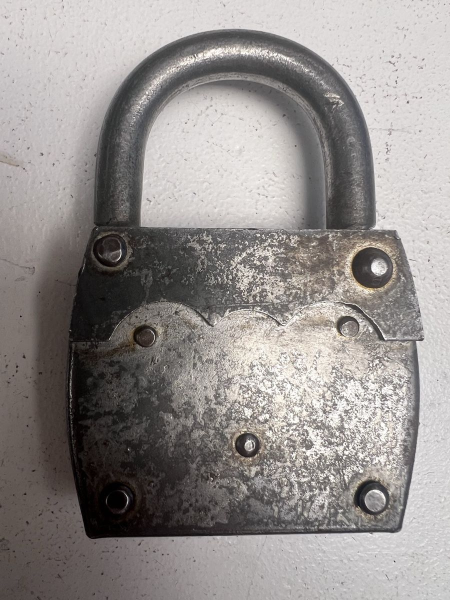 Cadenas: Vorhängeschloss  – D'occasion à Herisau par YOLO76 2