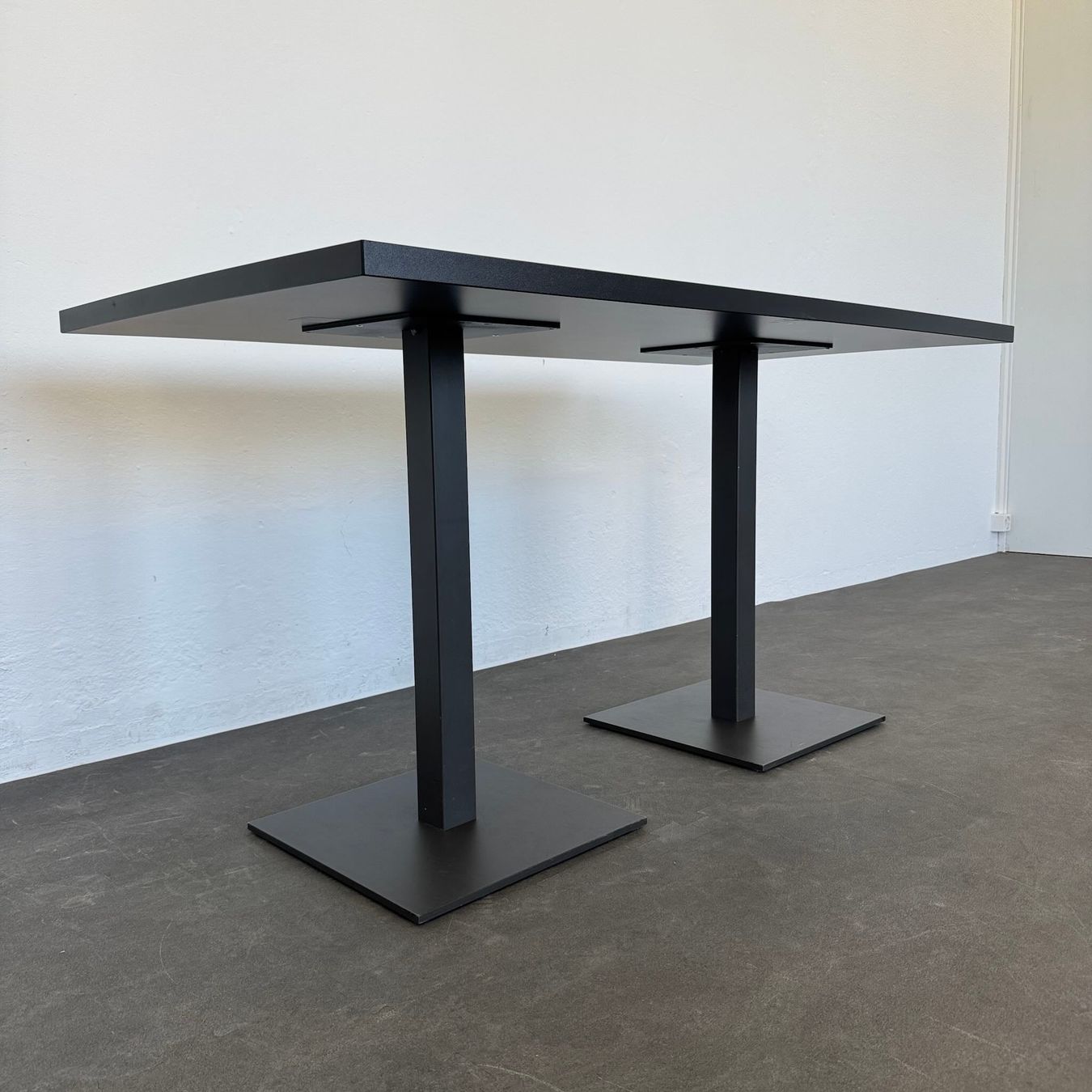 Tavoli: Aermo Modell 4413 Bistrotisch – Usato da Schönenwerd venduto da mcofficeshop 4
