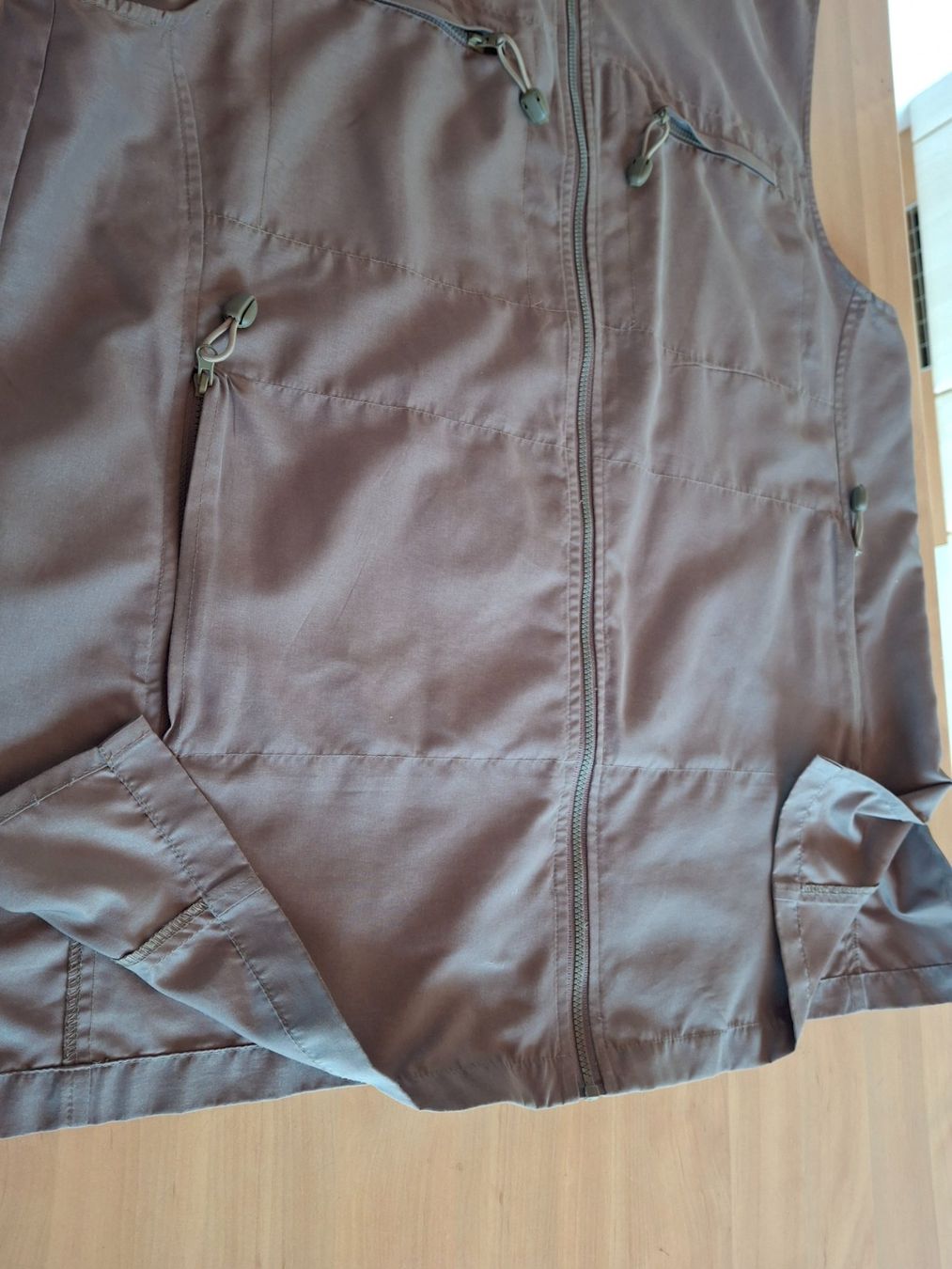 Gilets & Westen: Gilet vert olive taille 40/42 – Gebraucht aus Villiers von san_jn5w 3