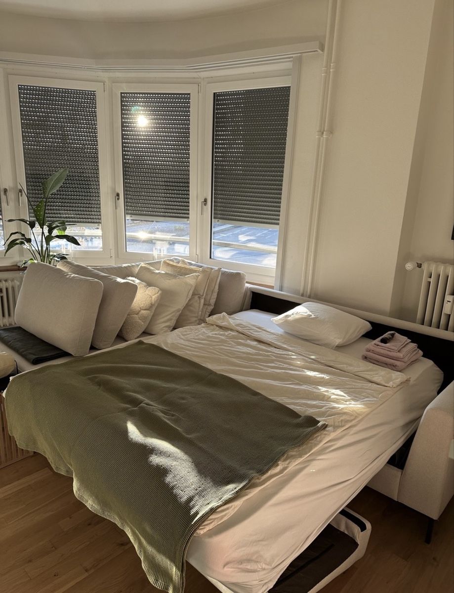 Sofas: Westwing Sofabed Luna 3 Seater – Gebraucht aus Zürich von mar_h7x7 2