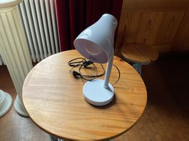 4 Tischlampen im praktischen Design - originalverpackt