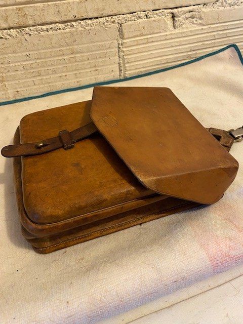 Schweizer Armee Borse: MILITÄRTASCHE ORD. FOURIER  1920  CH ARMEE – Usato da Chur venduto da silbermon 1