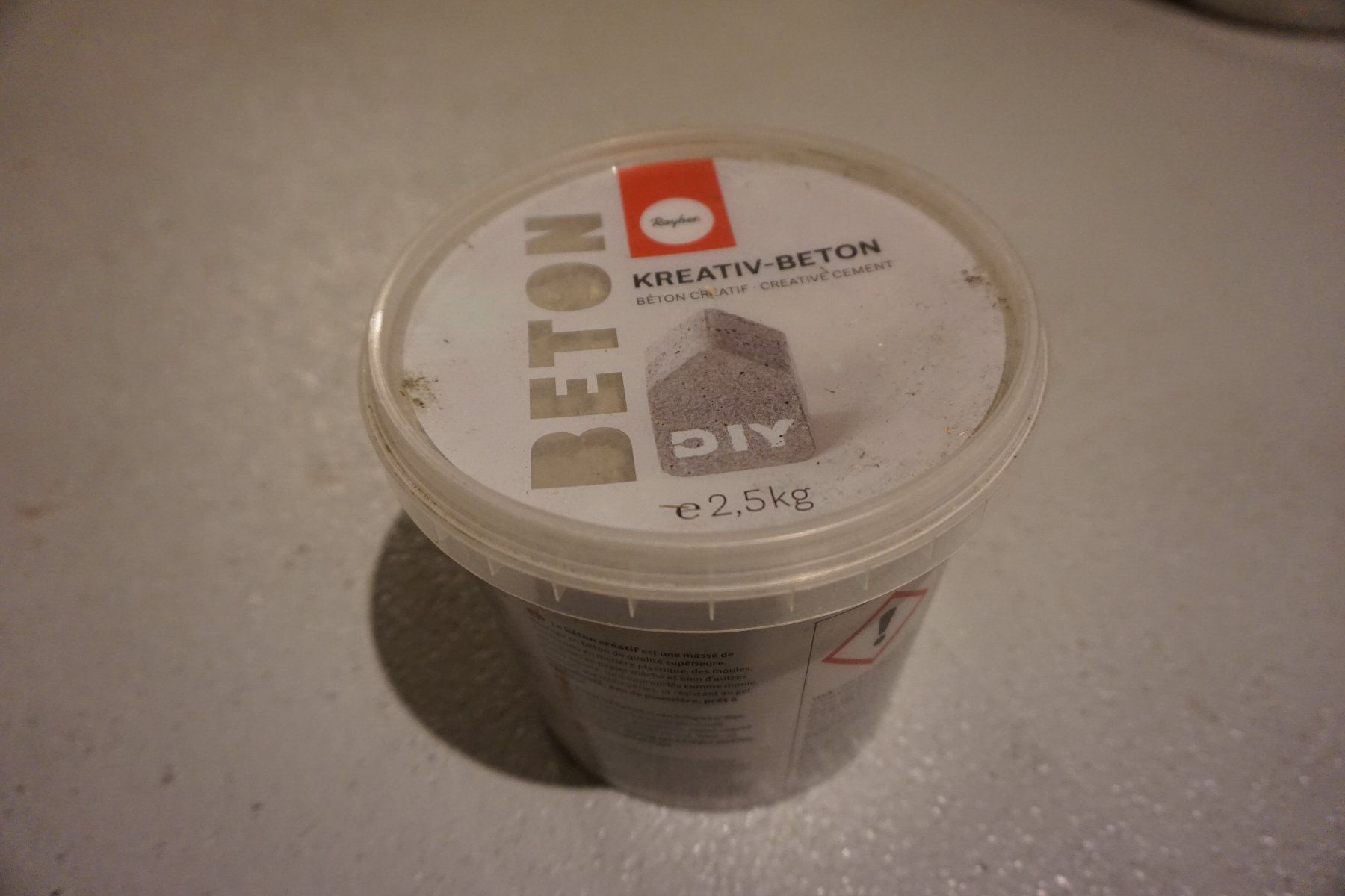 Modelliermasse: Kreativ Beton – Neu und originalverpackt aus Hochdorf von Aguadulce