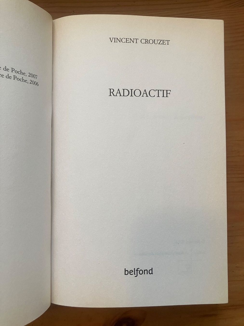 Bücher: Radioactif (Vincent Crouzet) – Gebraucht aus Meyrin von Julien333 1