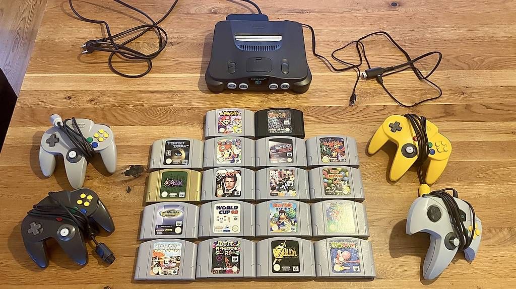 Nintendo Konsolen: Nintendo 64, 18 Games, 4 Controller – Gebraucht aus Rotkreuz von AndreasBrand