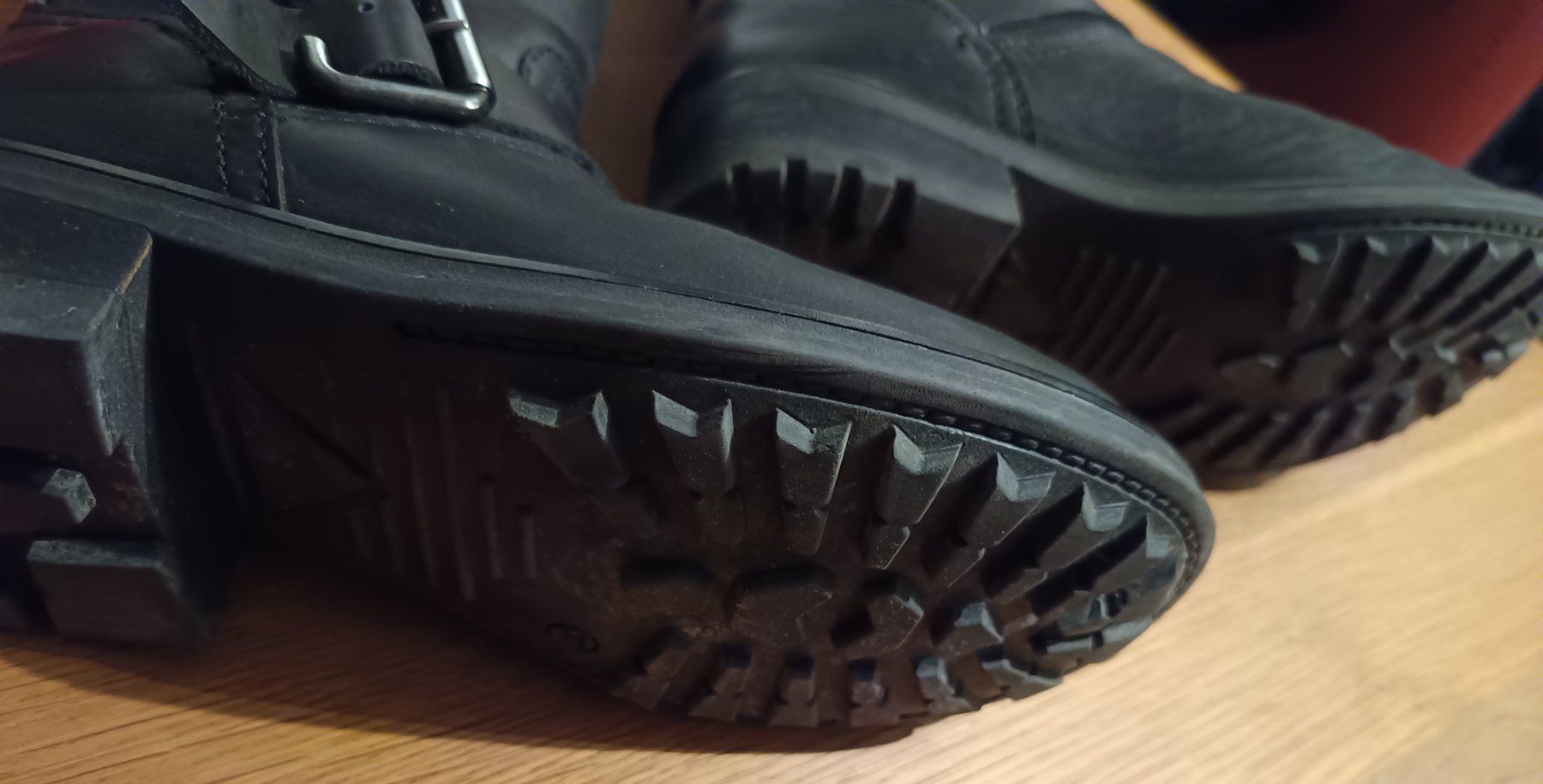 Scarpe da uomo: Lederstiefel Gr. 37 – Usato da Embrach venduto da Baronessa76 5