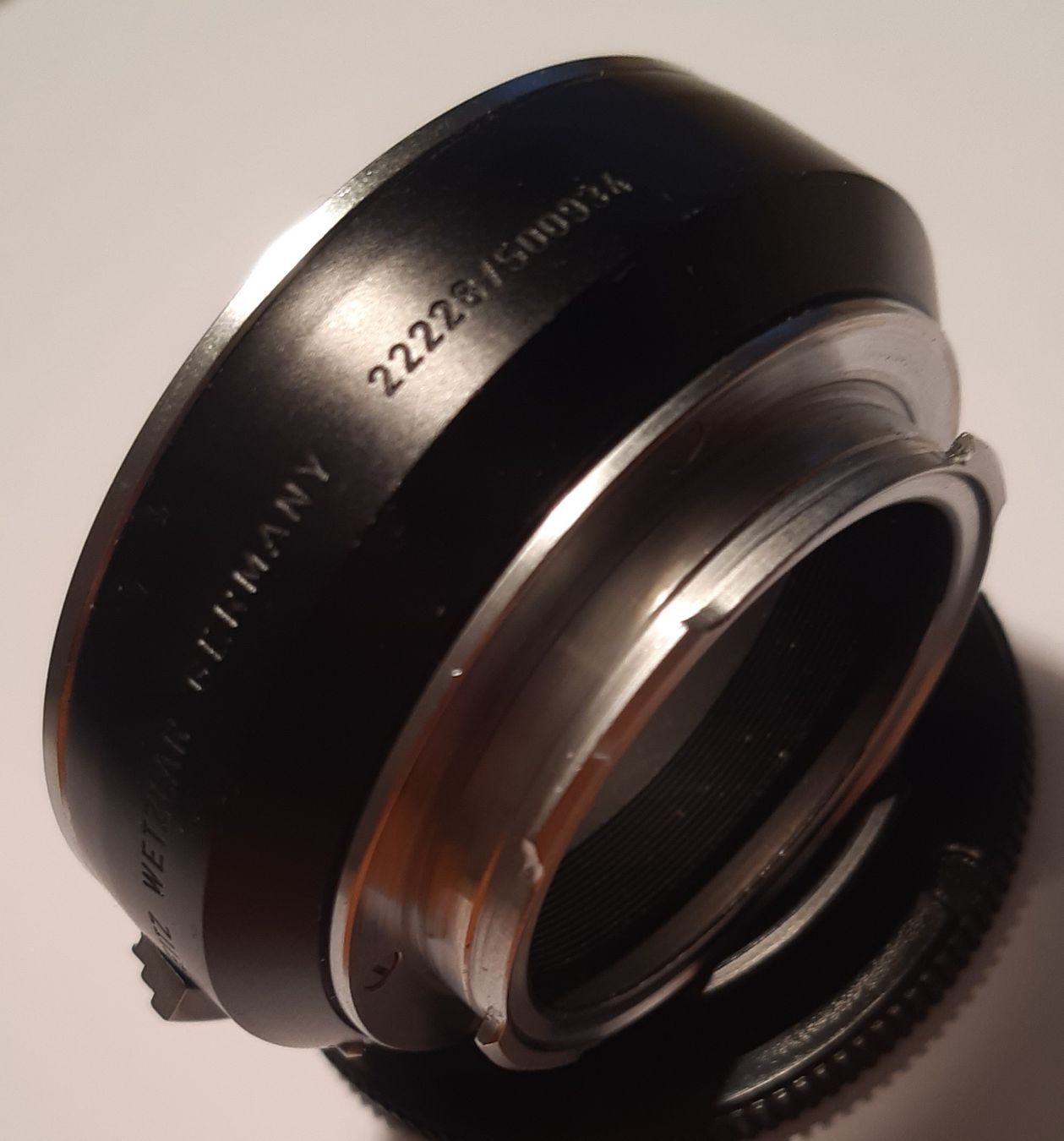 Leitz Adattatori foto: Leitz Adapter 22228-500934 mit Front- und Rückdeckel – Usato da Biel/Bienne venduto da Jumajo