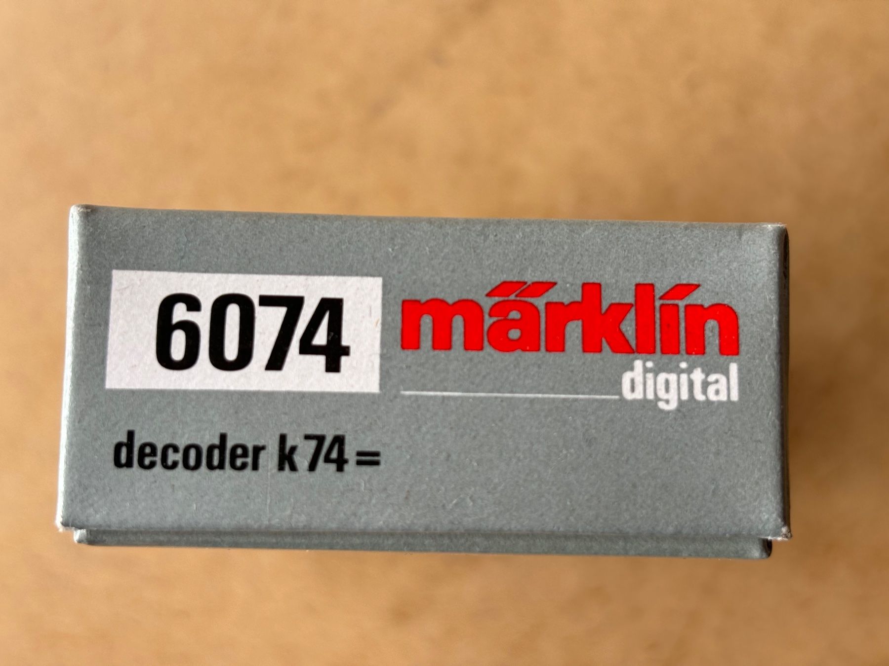 Märklin Modellini di ferrovie: Marklin 6074 Decoder K74 Digital = Spur 1 - HO - Z – Nuovo e nell'imballaggio originale da Hauterive NE venduto da eriamch 1