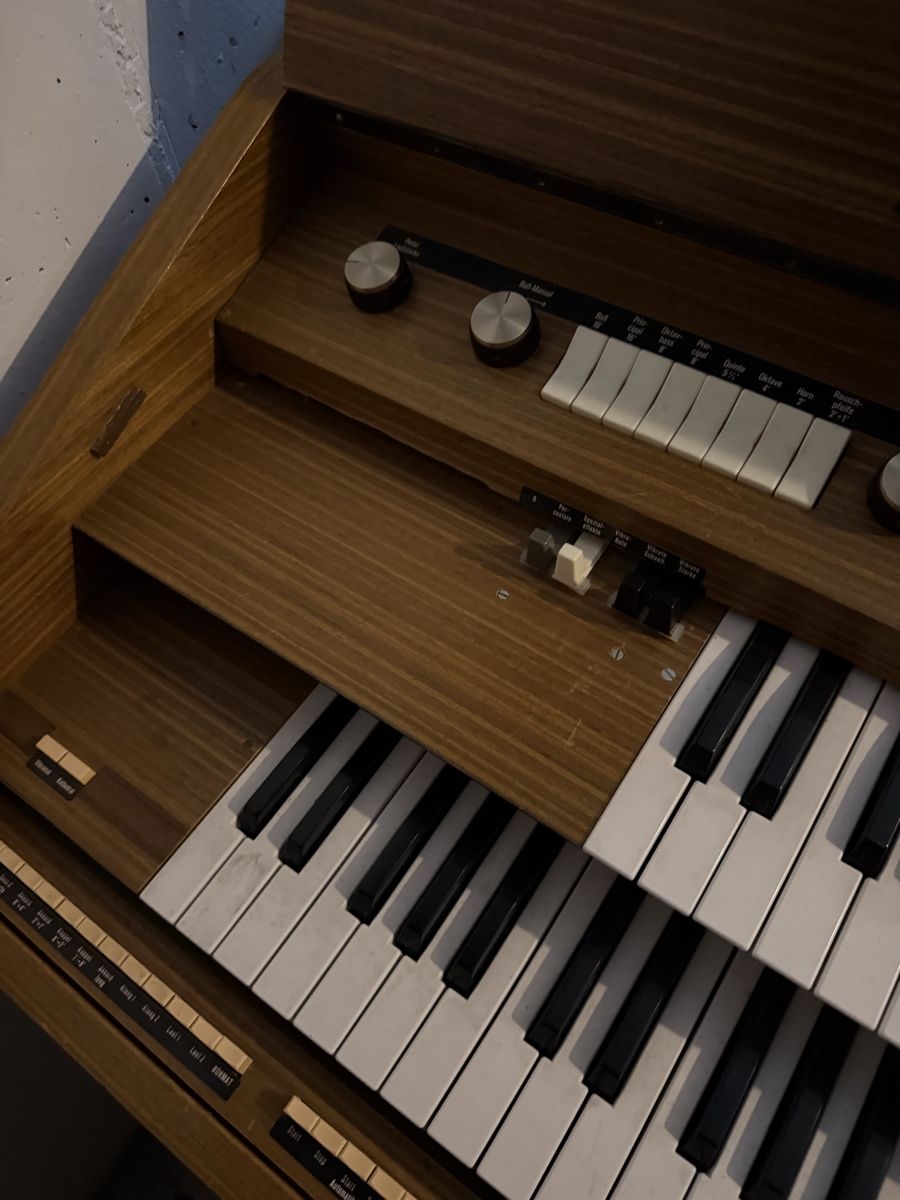 Musikinstrumente: Orgel von dr. Böhm – Gebraucht aus Tennwil von Zenayda 2