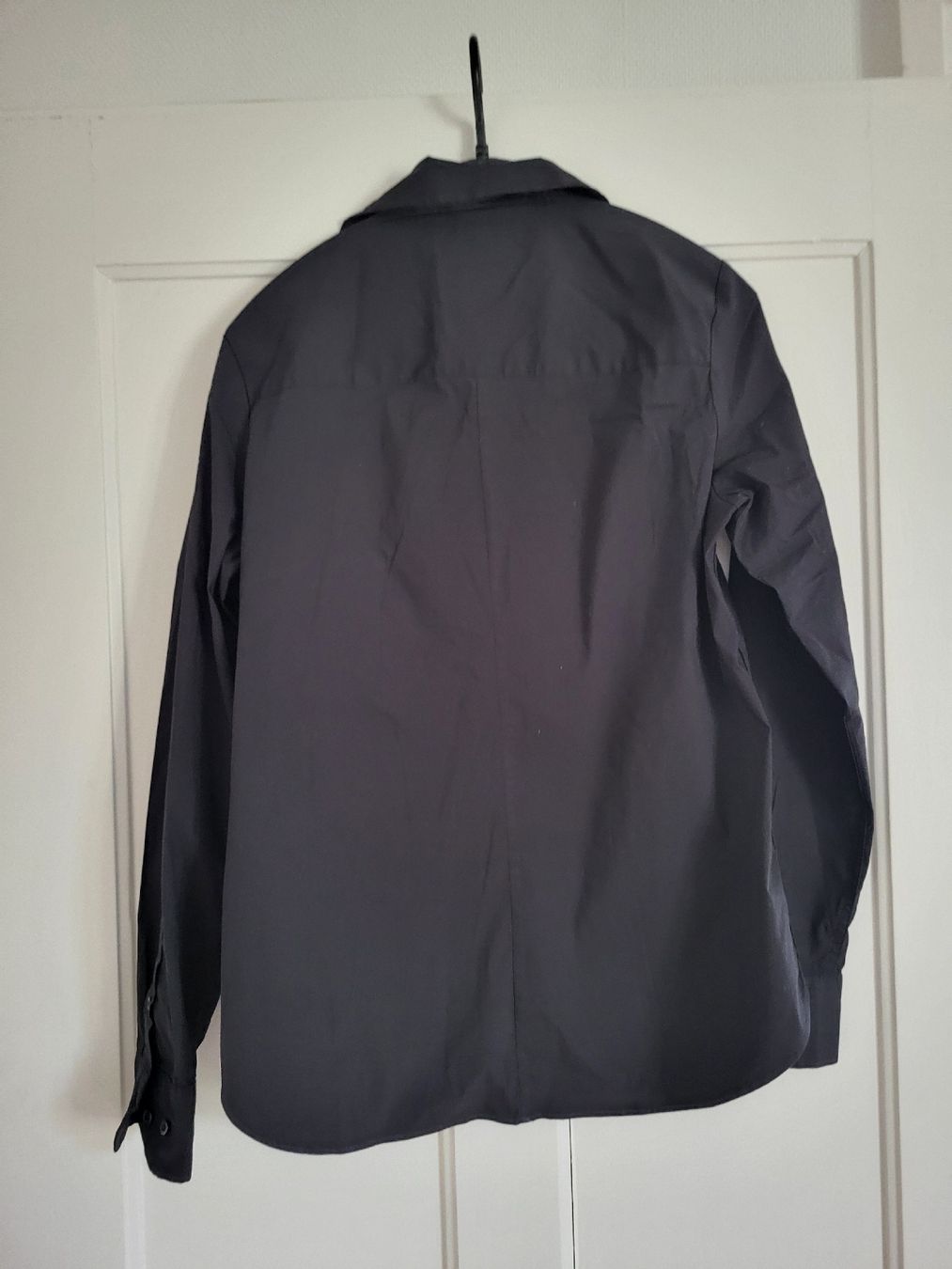 H&M Camicette: Hemd H&M schwarz langarm Gr. 36 – Usato da St.Gallen venduto da Einstein87 4