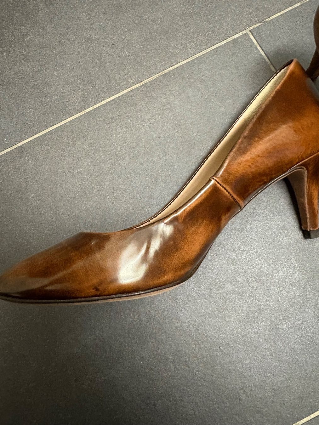 Scarpe da donna: Pumps UTERQUE (camel-Farben), Gr. 39 – Nuovo (secondo la descrizione) da Basel venduto da SAF 1