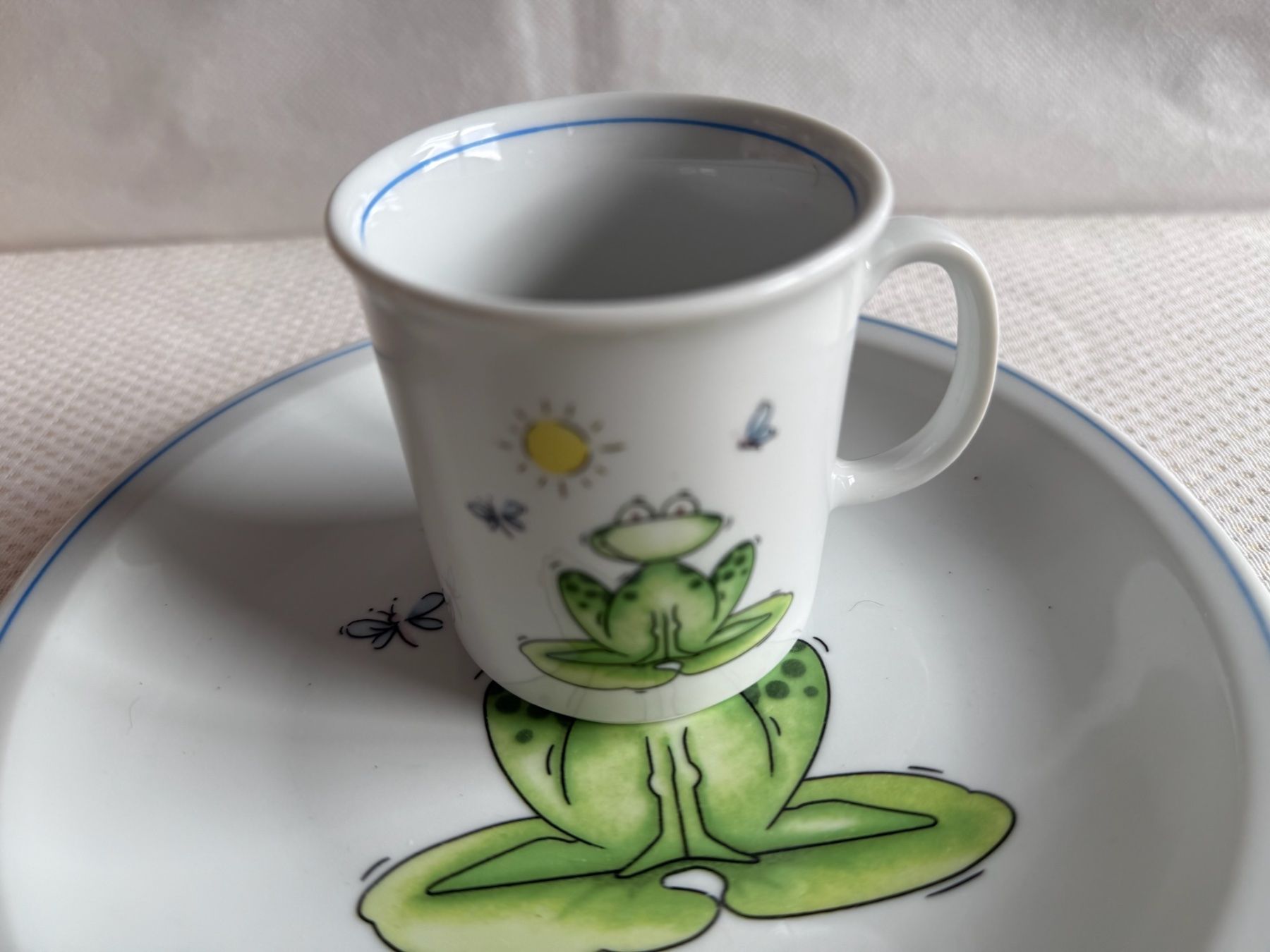 Piatti: Triptis - assiette et tasse pour enfant – Usato da Sion venduto da accroshoes 2