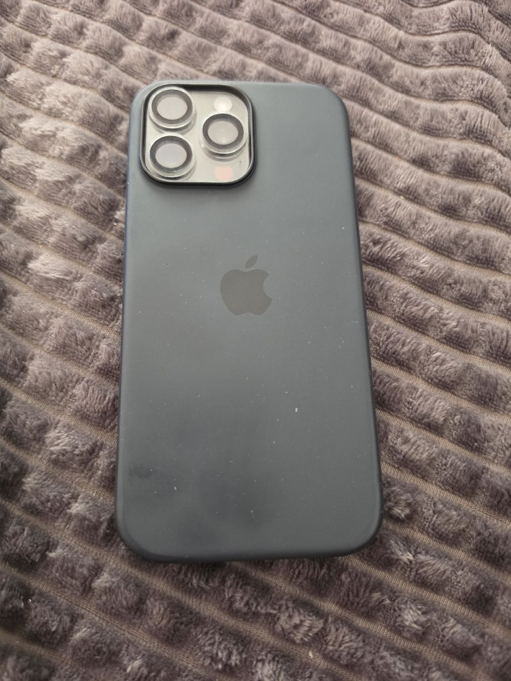 Apple Telefoni cellulari / Smartphones: Iphone 16 Pro Max + Airpods Pro – Usato da Turgi venduto da chboyy 2